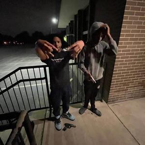 Speedracing (feat. Babystr8 & Melly P)