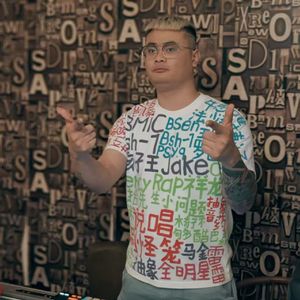 Kanye与Mac离婚！和Rapeter复婚！
