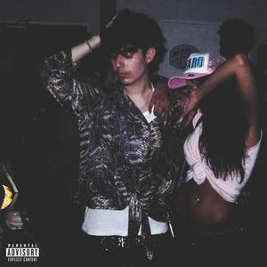 Blaklungbby (feat. YamoLLy)