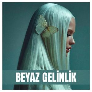 Üstümde beyaz gelinlik