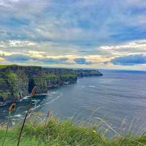 由不得世俗约束