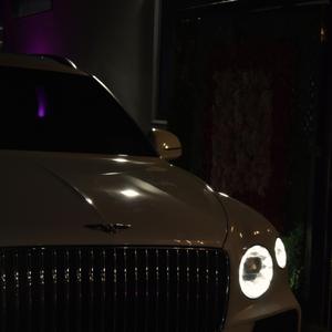 SUNKISSED (feat. Renaissance Mic)