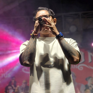 Ade Muani Disisi