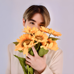 โลกที่ฉันไม่รู้จัก (From Me to You)