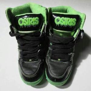 silence (feat. deepinparis & 1sunsuu)