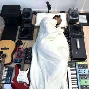 作者 (feat. 秦四风)