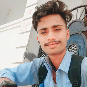 कुण को wait कर भायली स्टेण्ड के माल