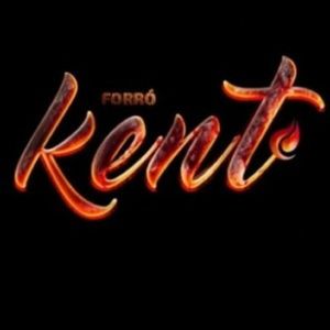 Morena do cabelo liso