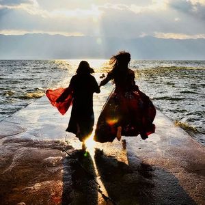 我踩着时光的沙