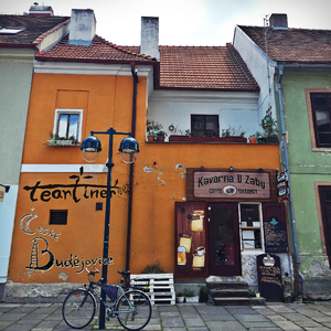 속삭이며 그랬어