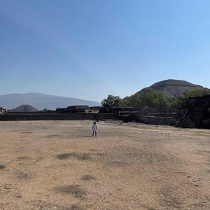 TRANQUILATE (feat. Garzin)