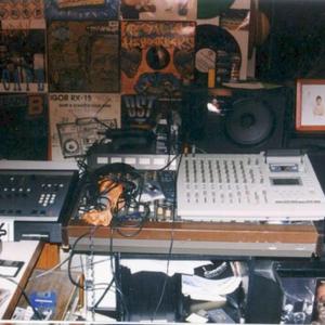 5HCNV(prod.simon Marcus)