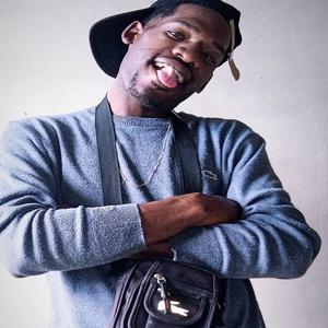 BLOGUEIRA DO TIKTOK BEBEU NO MEU COPO COM UMA BALA NO FUNDO