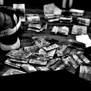 Money (L' Argent) X Trelawny