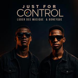 Izenzo (feat. Teea, Mathilda & Deemoh)