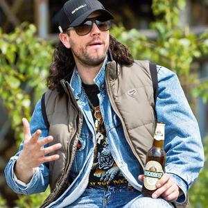 MARKÉTA (Falling Slowly cover 2008)