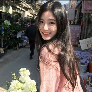 庭中三千梨花树