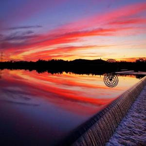 生活的艰辛是快乐