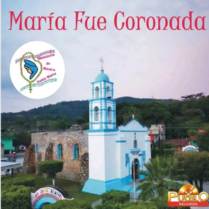 María Fue Coronada