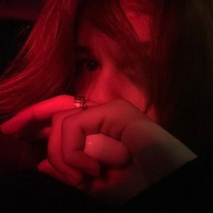 Знает (prod. pillsnation)