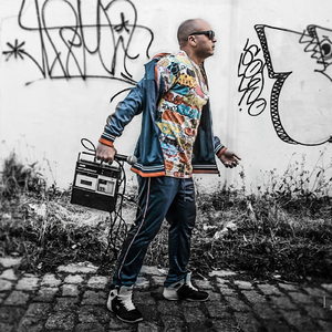 Um Bom Som (feat. E.Beilli, Féll & DJ Vand)