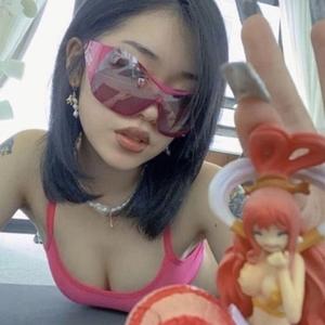 On Me! (feat. Jaydes)