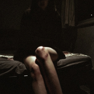 На твоих коленях