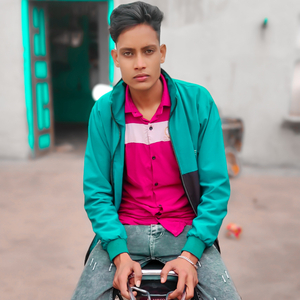 चूड़ी बाजरी पकड के मत खींच