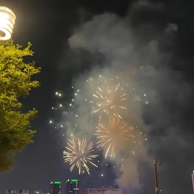 RedMoon封面