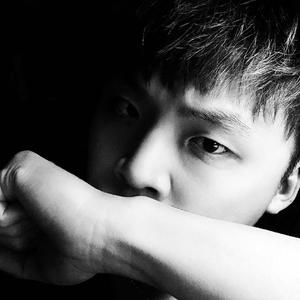 举世无双（伴奏）