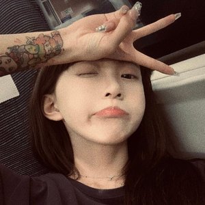 我们都曾在爱情里受过伤