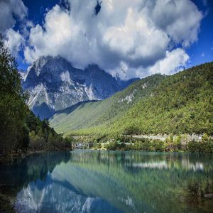 搜索音乐-世间多不公 以血引雷霆（Zoey remix）