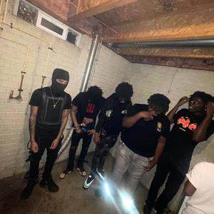Straight facts (feat. Solo staxks & QuaWitDaGuwap)