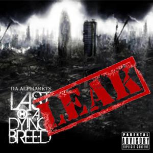 Intro (feat. WB, Grey Skize, Derk Juru, Mike Pre, Divine & Allen Kass)