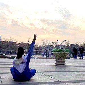 远走高飞（Prod.Lakewavebeatz）