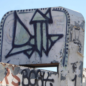 A Clouded Lens Down Strike Smash