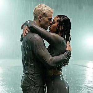 U N S H A K E A B L E