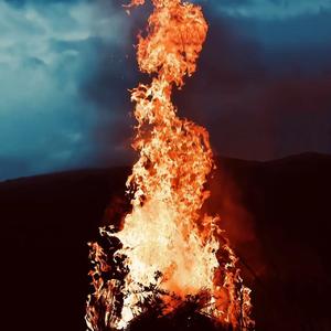 《ꀊꄙ-ꁌꐘꄔꊒꄔꈩꄮ ·阿都-普格火把季》