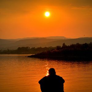 临夜（feat.焱燚）