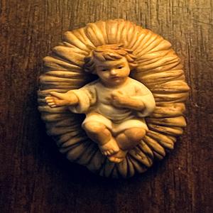 A King Was Born (Gift of Life Remix) (feat. Desi Clausing & Serenity Clausing)