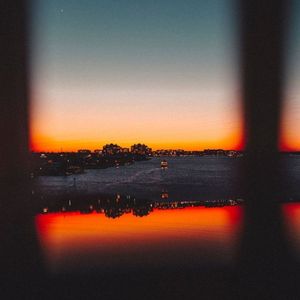 为什么背着我爱别人