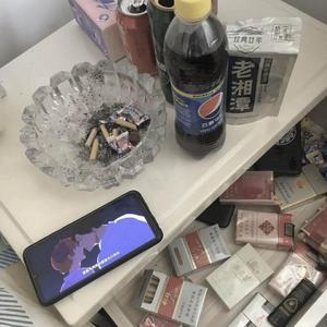 〖热播dj〗蚊子很好 每晚围着我转 还送我包