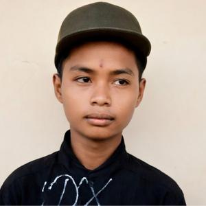 ម្ជុលពេជ្រ-សាក់ប្រឡាក់កាយ