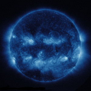 Закрытые двери