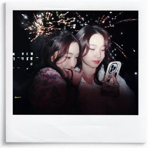 烟花升停在星夜