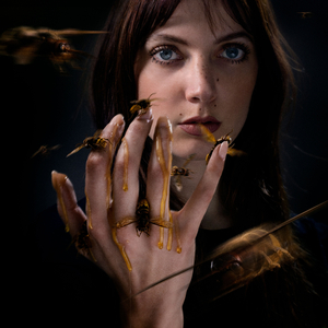 Serre moi dans tes bras