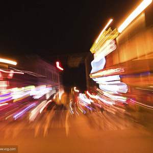 迷离世界的过客