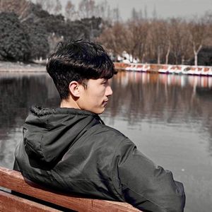 一个人的聚会（jalal anwar）