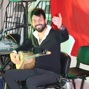 Gideceksen Yollar Senindir (Başın Sağolsun)