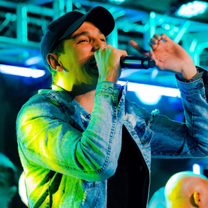 Me Dediqué a Perderte / El Listón de Tu Pelo (En Vivo)